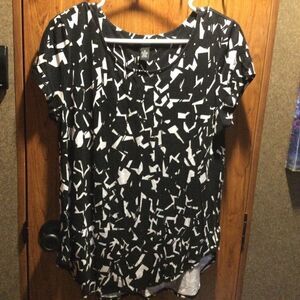 NWOT. Alfani Brand Women’’s Sz. M Jersey Knit Top